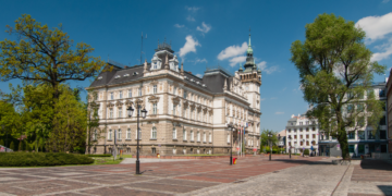 Zanurz się w historii: Pałacyk Emanuela Rosta w Bielsko-Białej