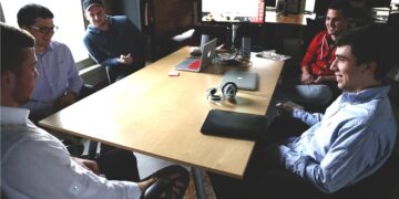 Gotowe spółki a start biznesu – dla kogo to rozwiązanie naprawdę ma sens?