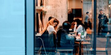 Stoliki Kawiarniane i Restauracyjne - definicja komfortu gości